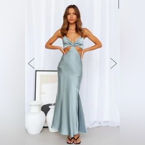 Hello Molly Smile For The Camera Midi Dress Light Blue - XS, saints & secrets